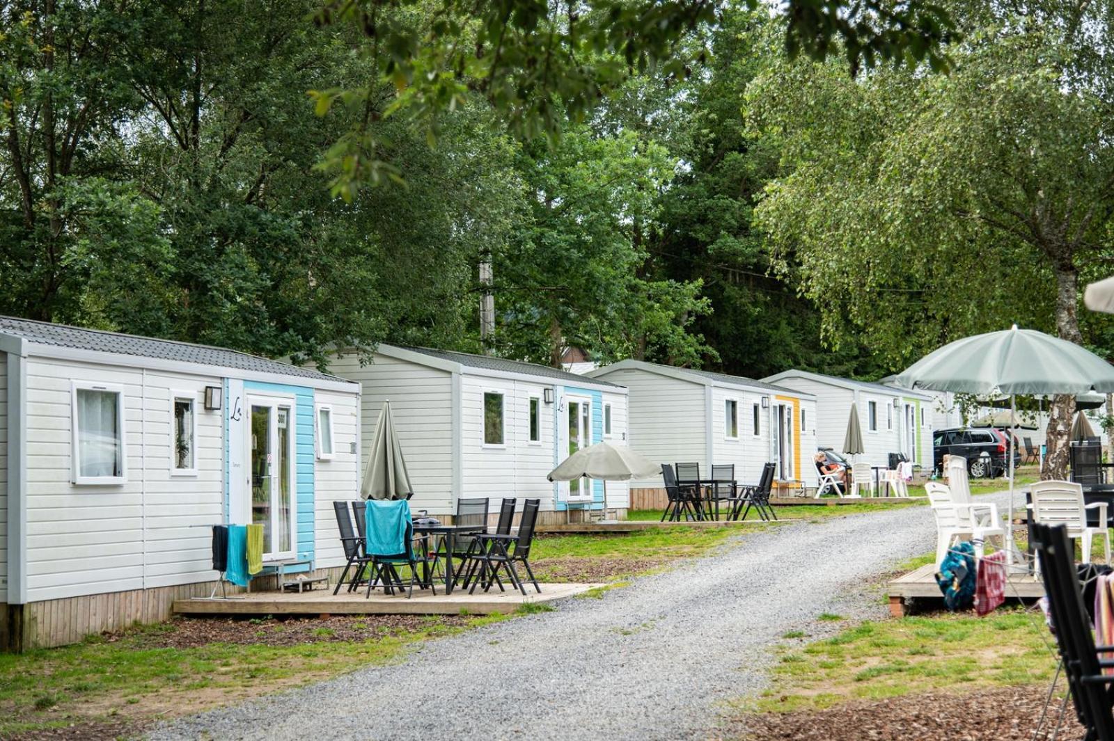 Отель Ardenparks Petite Suisse Dochamps Экстерьер фото